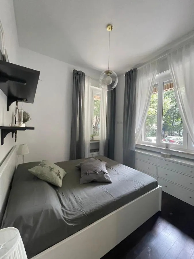 Bilocale Di Prestigio: Milano Centro Apartment Italy