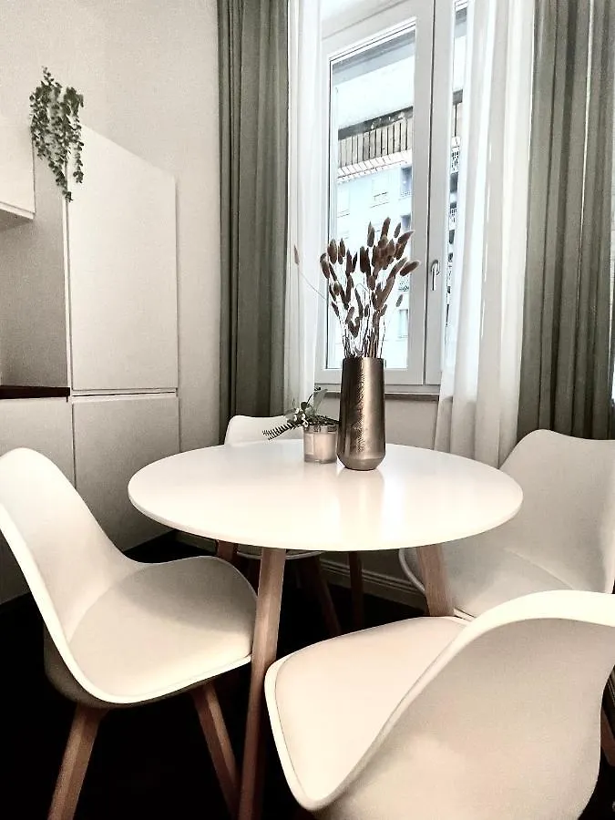 Bilocale Di Prestigio: Milano Centro Apartment 0*, Milan